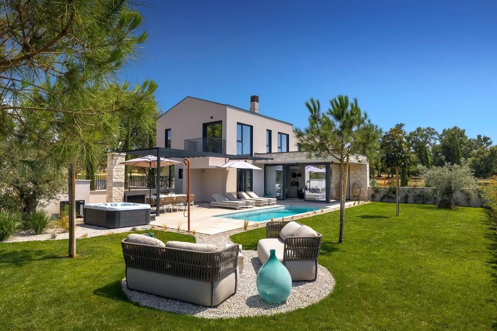 Modern Villa Tia I With Outdoor Pool In Porec Nova Vas  Nova Vas (Porec)