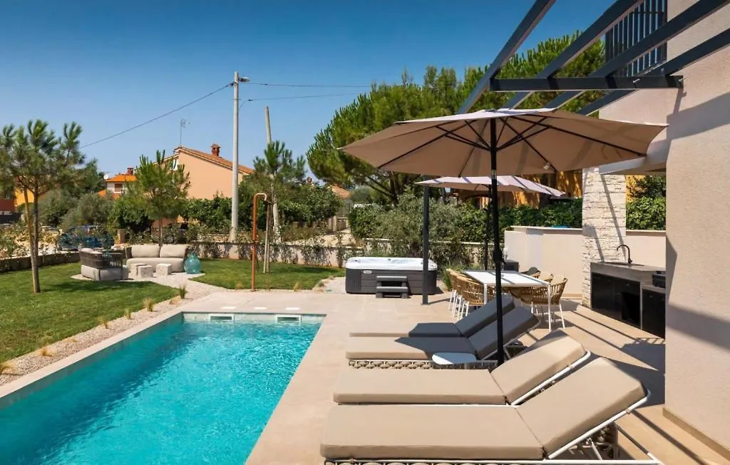 Modern Villa Tia I With Outdoor Pool In Porec Nova Vas